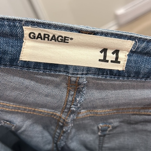 GARAGE RIPPED JEGGINGS - Picture 3 of 4